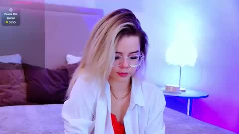 Rose online show from 03-25-26, 05:35