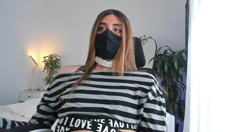 Lily Reina online show from 04-21-26, 06:23