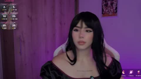 lily help me to collect more cosplay online show from 05-04-26, 03:35