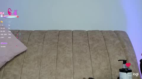 Lily  online show from 09-15-25, 09:42