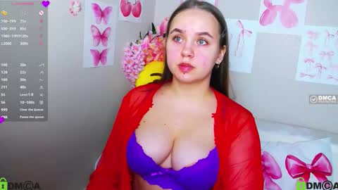 Lily online show from 09-15-25, 07:41