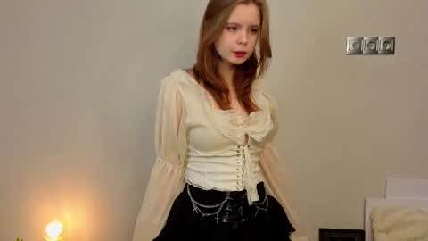 Julie online show from 02-07-26, 04:33