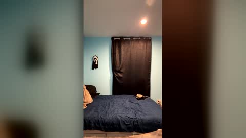 Snapshot of lima_tunes chatting on 12-15-25, 01:10 lima_tunes online show from 12-15-25, 01:10