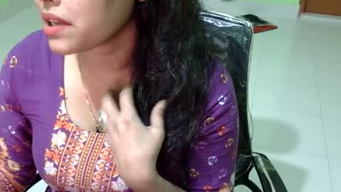 limaakter246618 online show from 01-18-25, 12:04