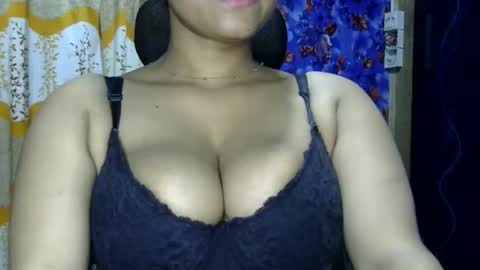 limaakter246618 online show from 10-31-25, 09:16