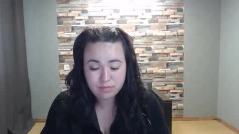 busty princess online show from 04-18-26, 10:52