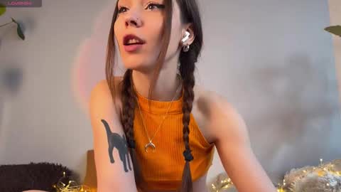 lin_cherie online show from 11-16-25, 07:25