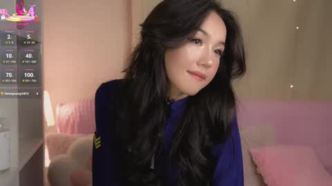 Snapshot of lin_kun chatting on 11-13-25, 09:03 Lin Use menu to play with me online show from 11-13-25, 09:03