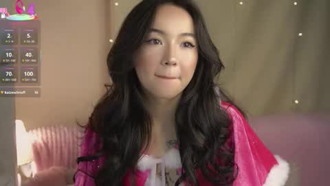 Lin Use menu to play with me  online show from 12-20-25, 11:56