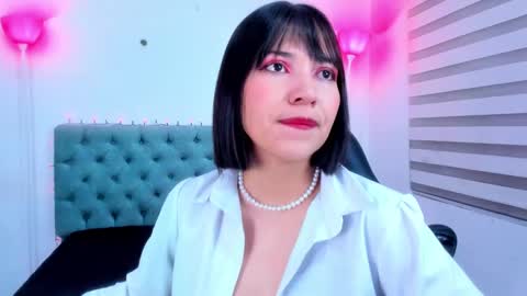  Lina Bedoya  online show from 01-13-25, 11:52