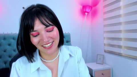  Lina Bedoya  online show from 01-13-25, 05:55