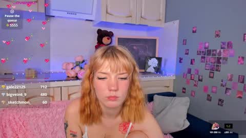 Snapshot of lina_blueeyed chatting on 02-18-25, 05:31 Lina blueeyed GMT3 1100-1700 Mon Wed Thu Sat Sun online show from 02-18-25, 05:31