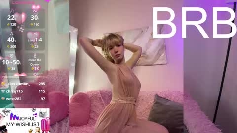 Snapshot of lina_blueeyed chatting on 03-09-25, 10:19 Lina blueeyed GMT3 1100-1700 Mon Wed Thu Sat Sun online show from 03-09-25, 10:19