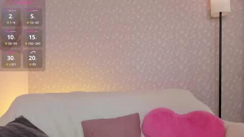 Snapshot of lina_blueeyed chatting on 10-06-25, 09:18 Lina blueeyed GMT3 1100-1700 Mon Wed Thu Sat Sun online show from 10-06-25, 09:18