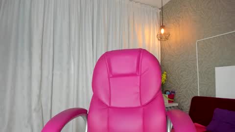 Snapshot of lina_clark_ chatting on 03-26-26, 06:46 lina_clark_ online show from 03-26-26, 06:46