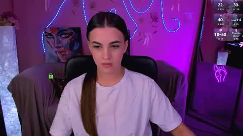 Snapshot of lina_fox12 chatting on 07-20-26, 12:18 lina_fox12 online show from 07-20-26, 12:18