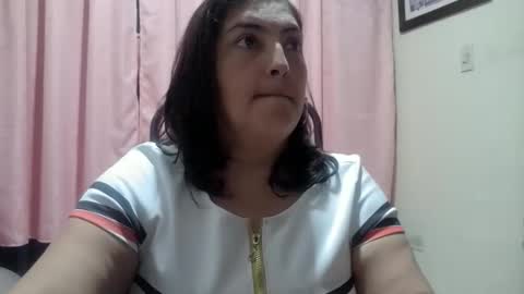 Snapshot of lina_maria99 chatting on 05-18-26, 11:32 Lina Mara99 online show from 05-18-26, 11:32