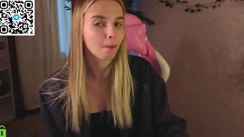 LINA online show from 04-08-26, 01:16