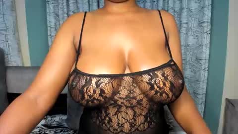Snapshot of lina_sexy58 chatting on 12-04-25, 11:35 lina sexy58 online show from 12-04-25, 11:35