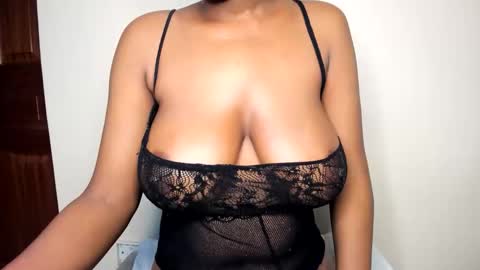 Snapshot of lina_sexy58 chatting on 03-17-26, 03:55 lina sexy58 online show from 03-17-26, 03:55