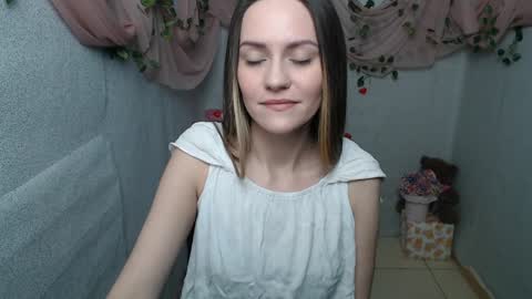 Lina online show from 01-20-25, 06:42