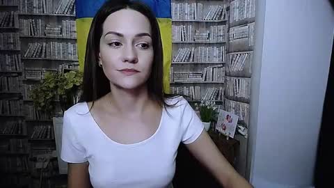 Lina online show from 11-07-25, 07:08