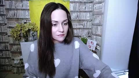 Lina online show from 11-25-25, 10:26