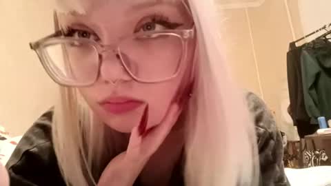 Snapshot of lina_sun1 chatting on 05-31-26, 06:09 lina_sun1 online show from 05-31-26, 06:09