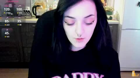 Lina 3  1715622743 online show from 03-10-25, 07:42