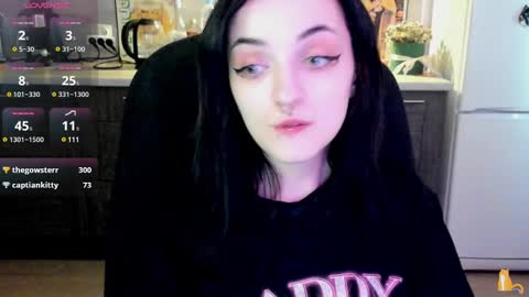 Lina 3  1715622743 online show from 03-10-25, 10:48