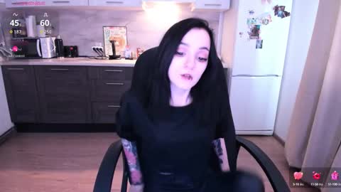 Lina 3  1715622743 online show from 10-13-25, 12:16