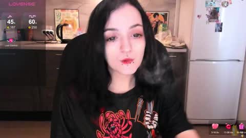 Lina 3  1715622743 online show from 10-20-25, 07:42