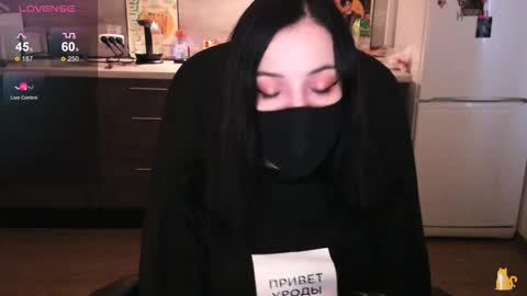 Lina 3  1715622743 online show from 10-24-25, 07:38