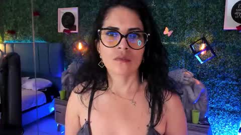 Lina  online show from 02-13-26, 11:39