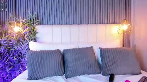 Snapshot of linaglam chatting on 06-20-26, 04:04 LinaGlam online show from 06-20-26, 04:04