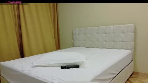 Anna online show from 02-27-26, 03:39