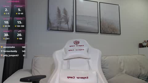 Lina online show from 02-03-25, 10:58