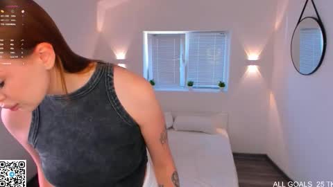 Snapshot of linasly chatting on 11-22-25, 03:16 lina online show from 11-22-25, 03:16