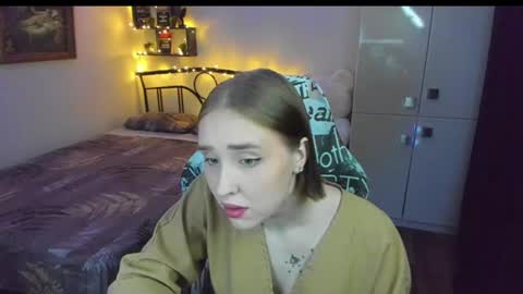Snapshot of linatruly chatting on 06-11-26, 09:46 Lina online show from 06-11-26, 09:46