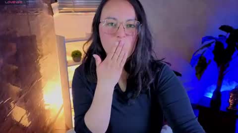 Snapshot of linceadictiva chatting on 06-17-26, 08:43 LINCE online show from 06-17-26, 08:43