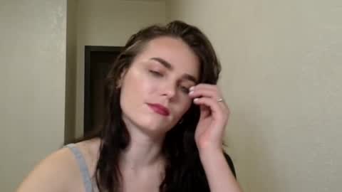 Linda online show from 09-23-25, 07:06