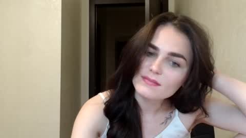 Snapshot of linda_aa chatting on 01-11-26, 08:25 Linda online show from 01-11-26, 08:25