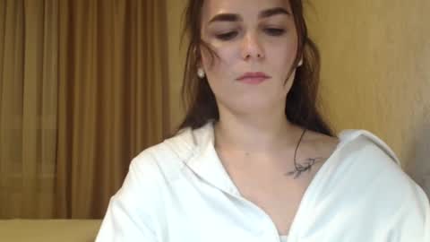 Snapshot of linda_aa chatting on 03-07-26, 08:39 Linda online show from 03-07-26, 08:39