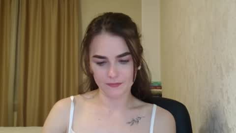 Snapshot of linda_aa chatting on 03-10-26, 08:03 Linda online show from 03-10-26, 08:03