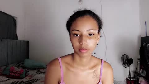 Snapshot of linda_brown_1 chatting on 02-24-26, 12:25 linda brown online show from 02-24-26, 12:25