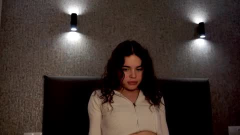 Linda online show from 11-14-25, 01:54