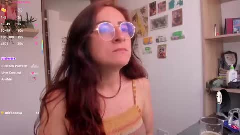 Giggles  online show from 06-13-26, 08:18