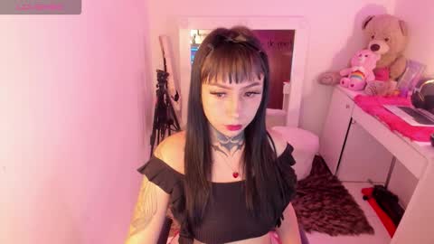 Lindaa maria  online show from 11-09-25, 03:16