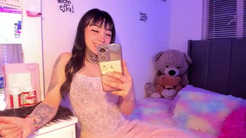 Snapshot of linda_milleer_ chatting on 02-08-26, 12:03 Lindaa maria online show from 02-08-26, 12:03