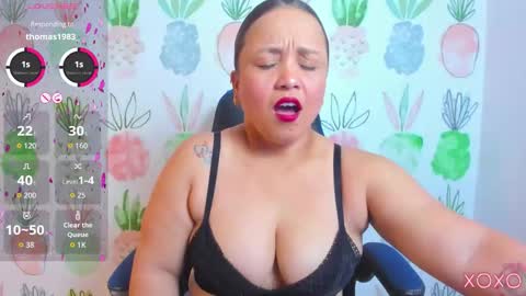 L I N D A online show from 10-21-25, 07:25